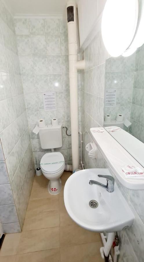Hotel Victoria Yaş Dış mekan fotoğraf