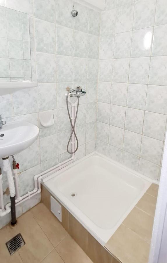 Hotel Victoria Yaş Dış mekan fotoğraf